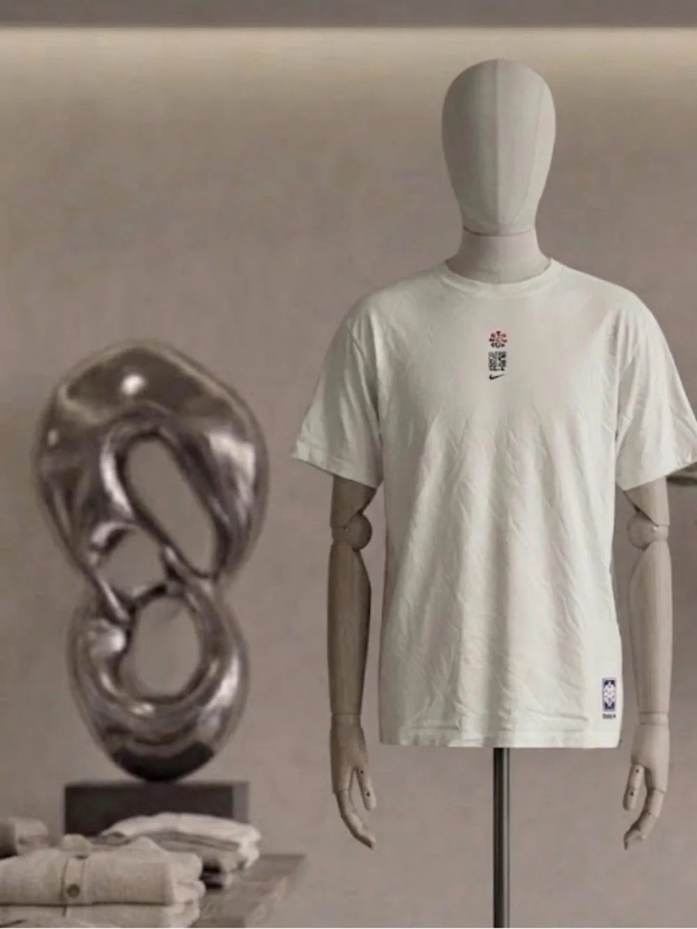 Nike White Short-Sleeve Tee with Small Chest Logo